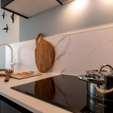 Huswell - At Sea - Modern 1 Bedroom Ostend